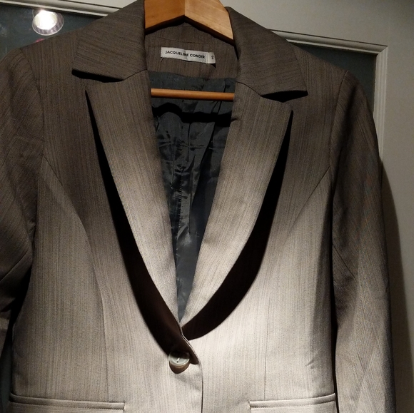 Jacqueline Conoir size 10 grey skirt suit - Picture 15 of 15